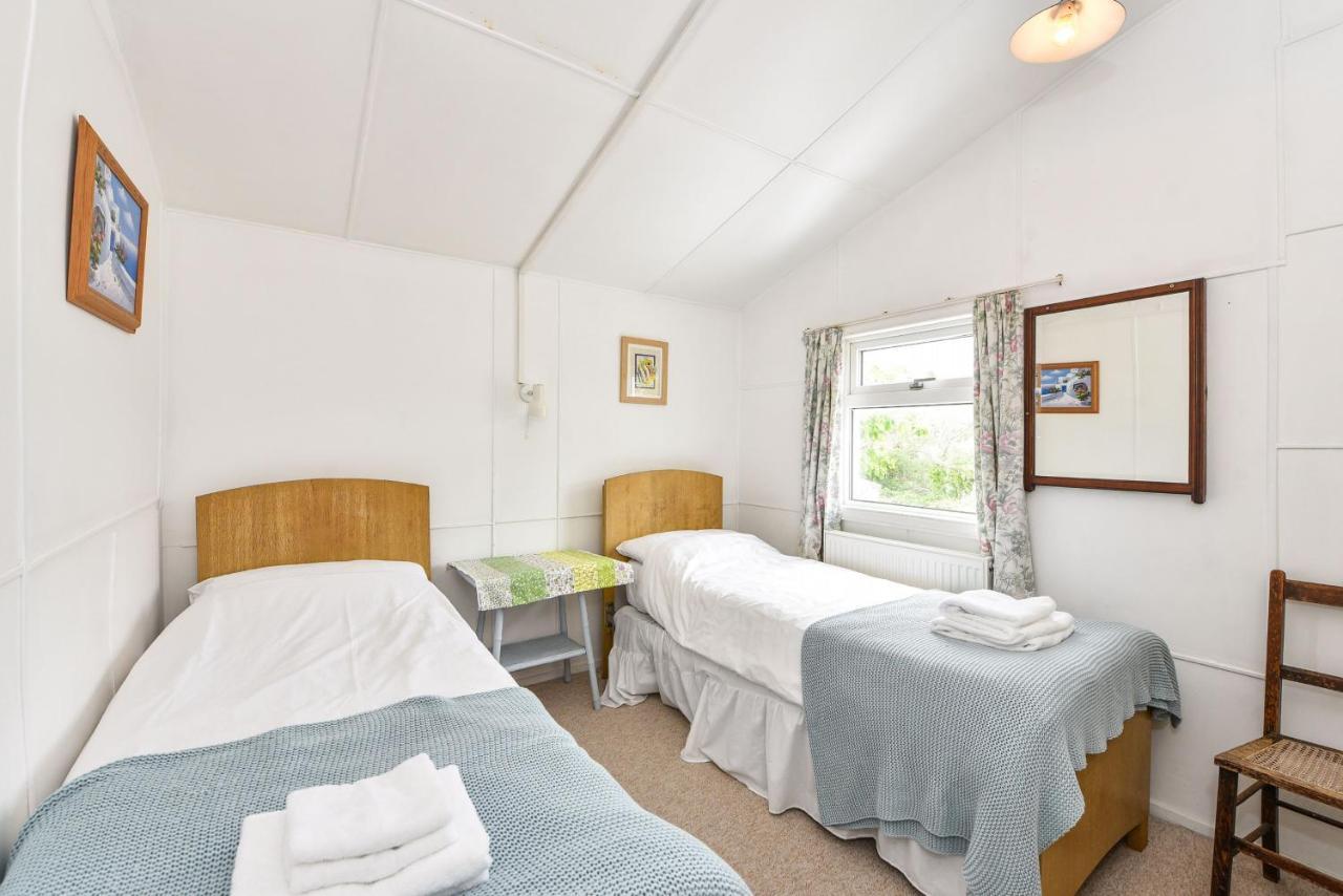 Seasidings, Pagham Villa Екстериор снимка