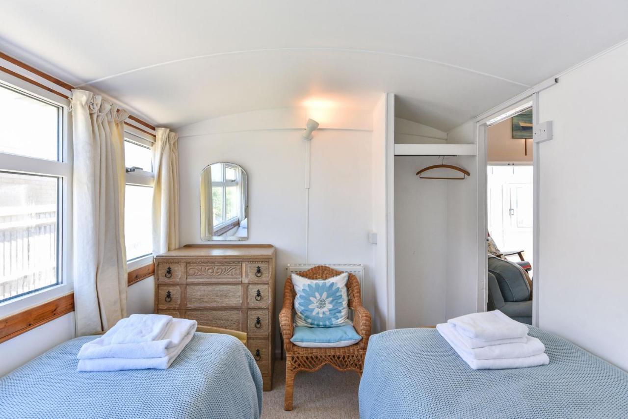 Seasidings, Pagham Villa Екстериор снимка