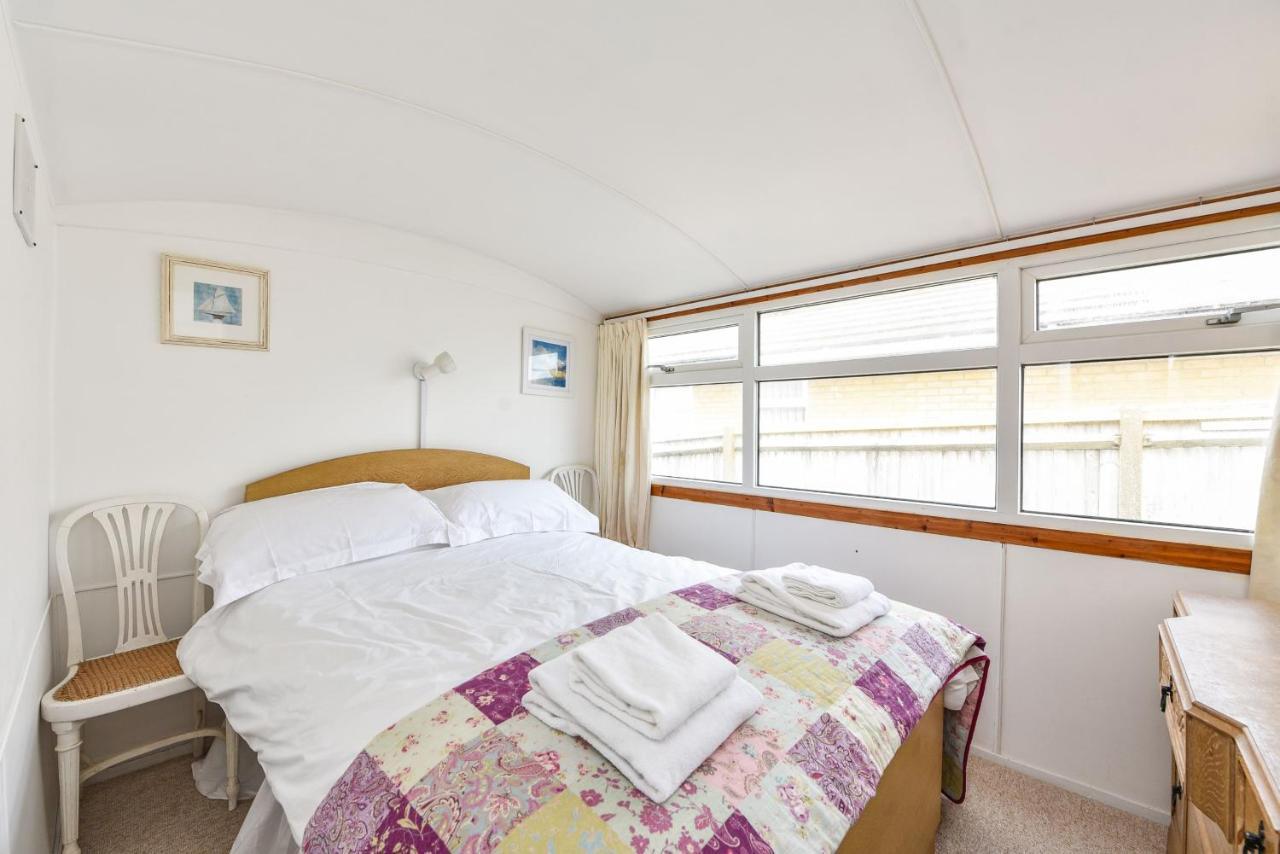 Seasidings, Pagham Villa Екстериор снимка