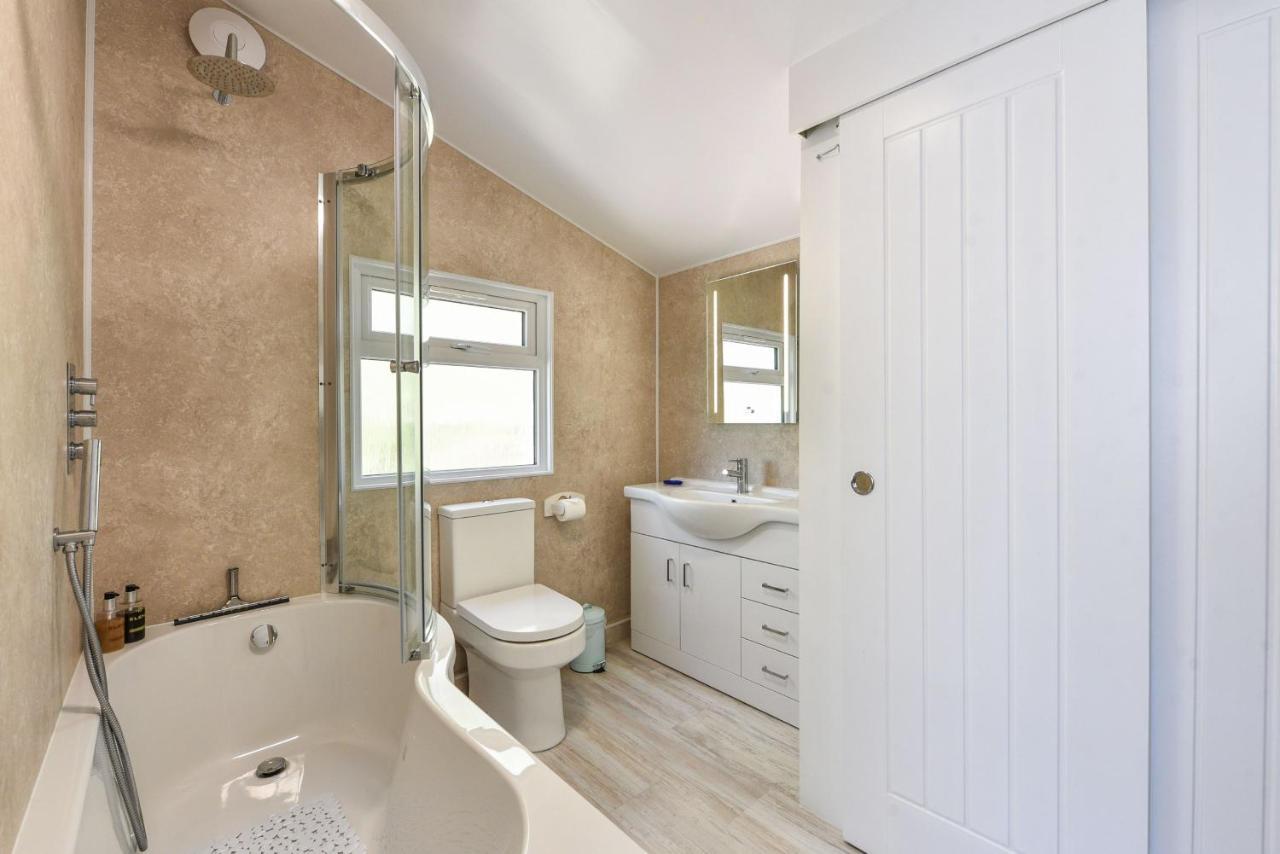 Seasidings, Pagham Villa Екстериор снимка