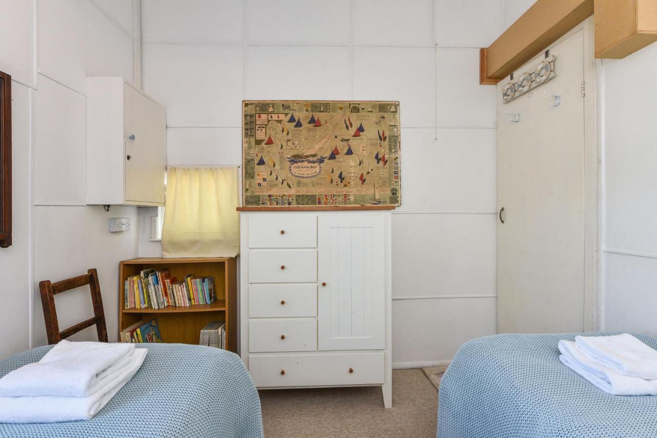 Seasidings, Pagham Villa Екстериор снимка